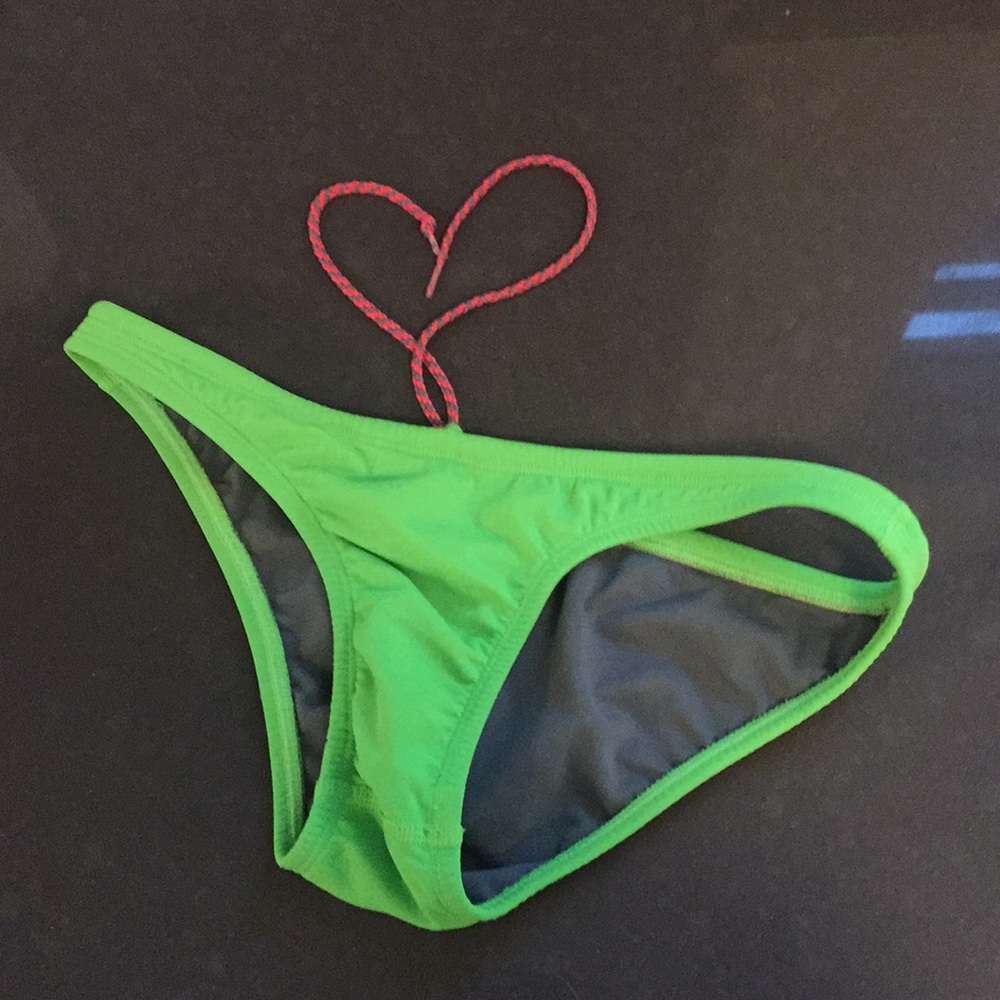 ❌SOLD❌Jolyn Brazil bottoms